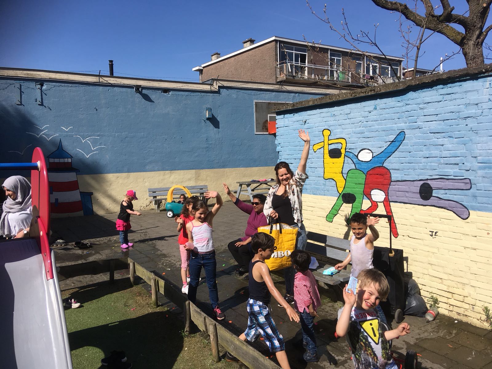 Nieuws Woensdagmiddag: Watergevecht!