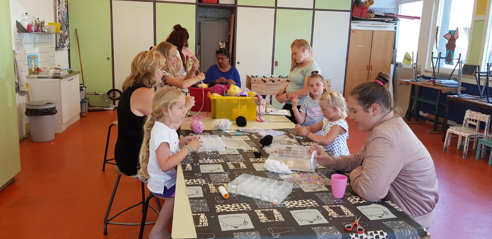 Girls for Girls: Armbandjes maken