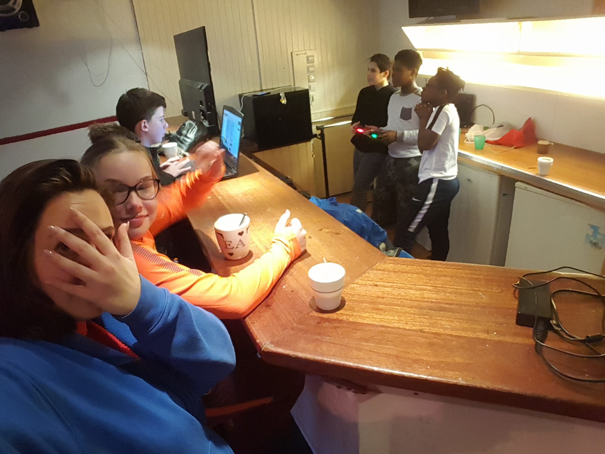 Nieuws Huiskamer: huiswerk en chillen!