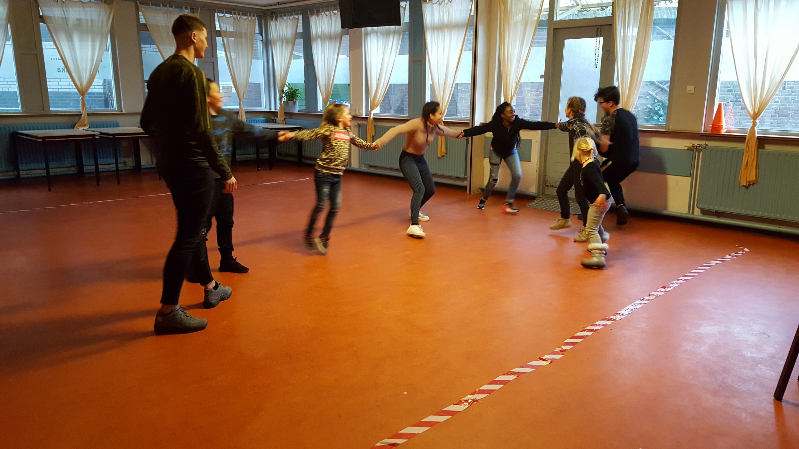 Time to Move: Sporten met meester Laurens en meester Tom